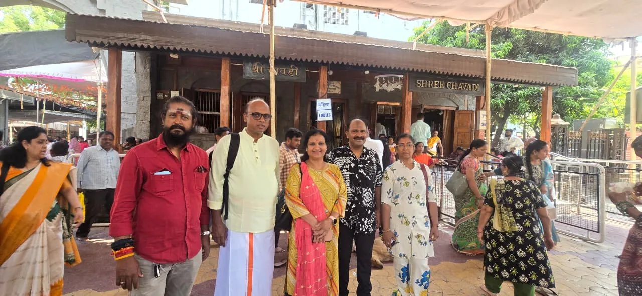 Guests entering a pilgrimage destination